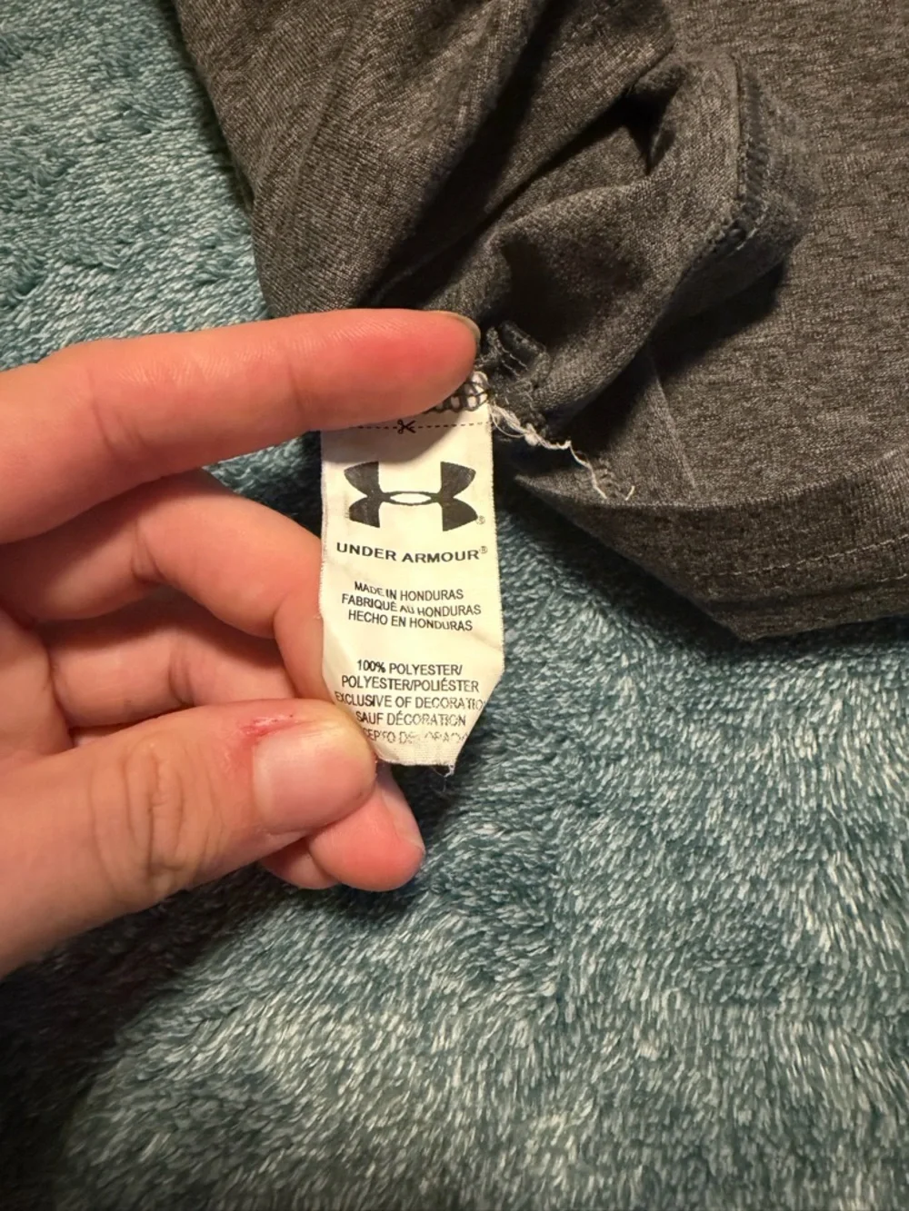 Under Armour Boy's Gray Short‎ Sleeve Athletic Tee with Black Logo Size XL